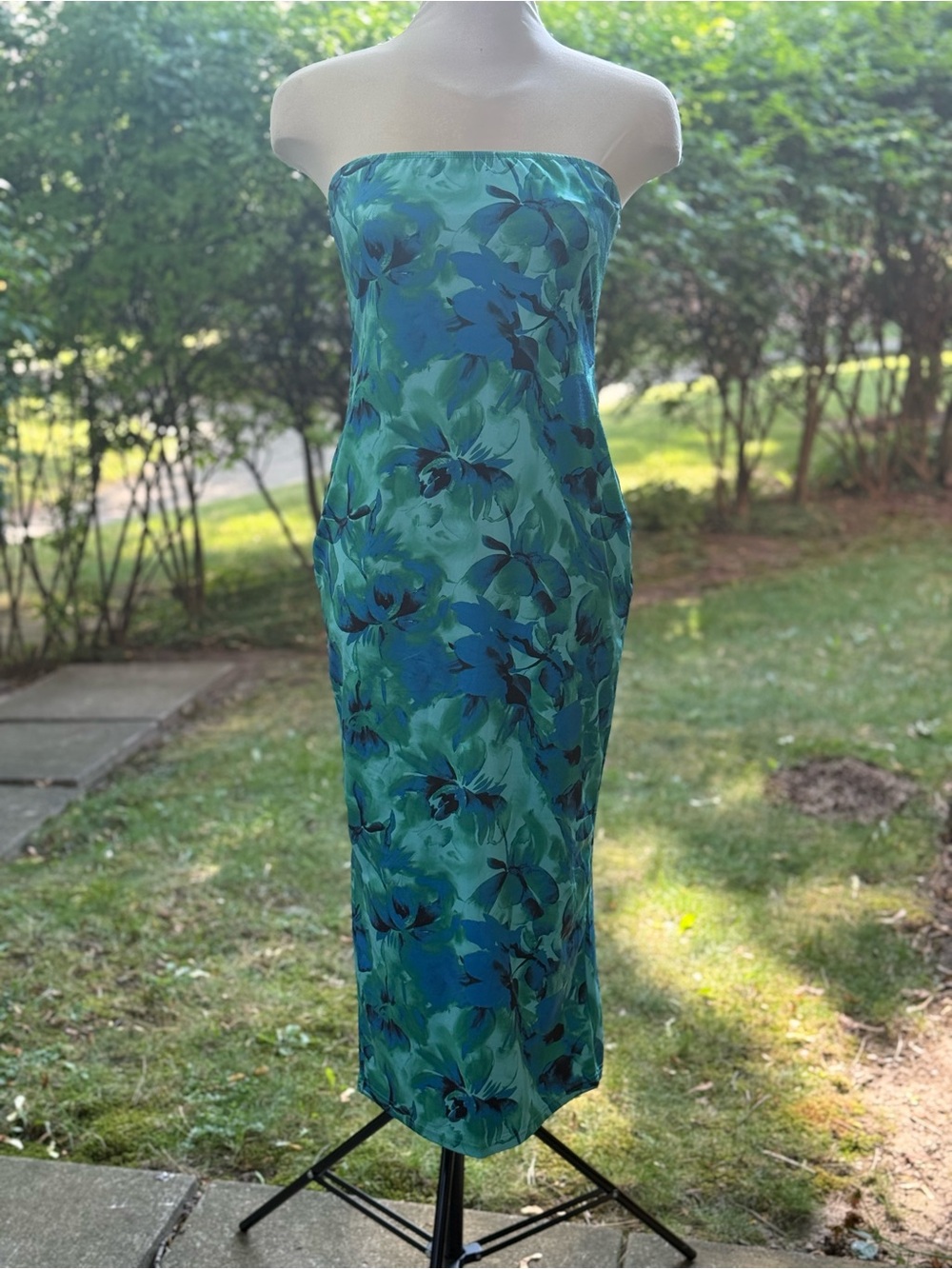 SHEIN Strapless Floral Midi Dress in Teal and Blue